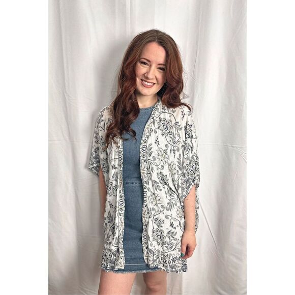 LOFTโshrugโ - Picture 1 of 10